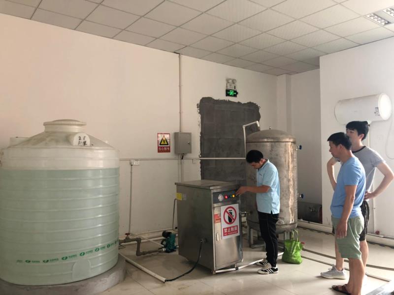 假發烘幹使用蒸汽發生器