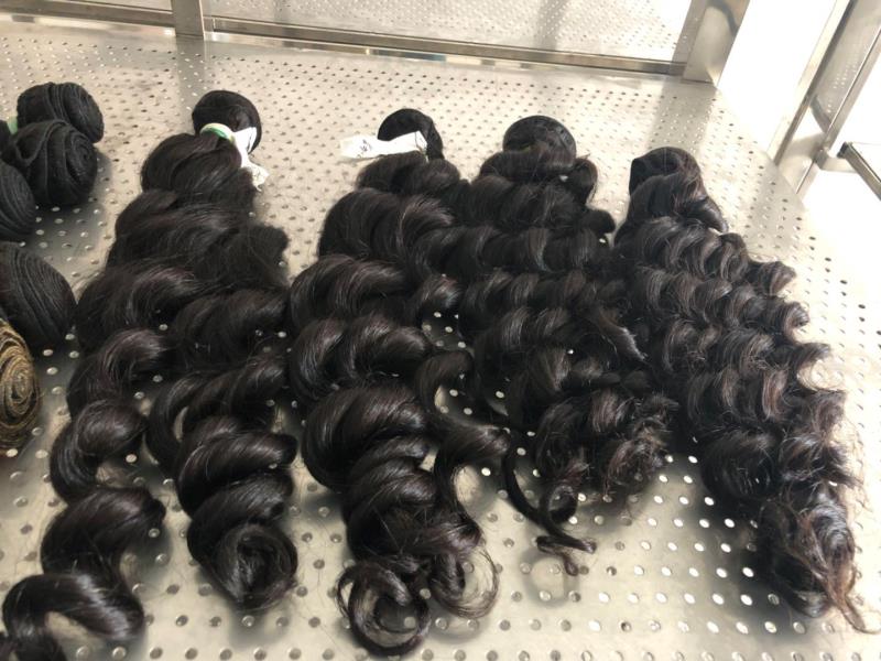 假發生產離不開蒸汽發生器進行輔助生產