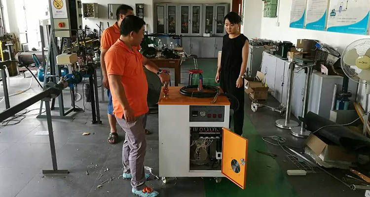 企業選擇定製實驗研究蒸汽發生器進行實驗