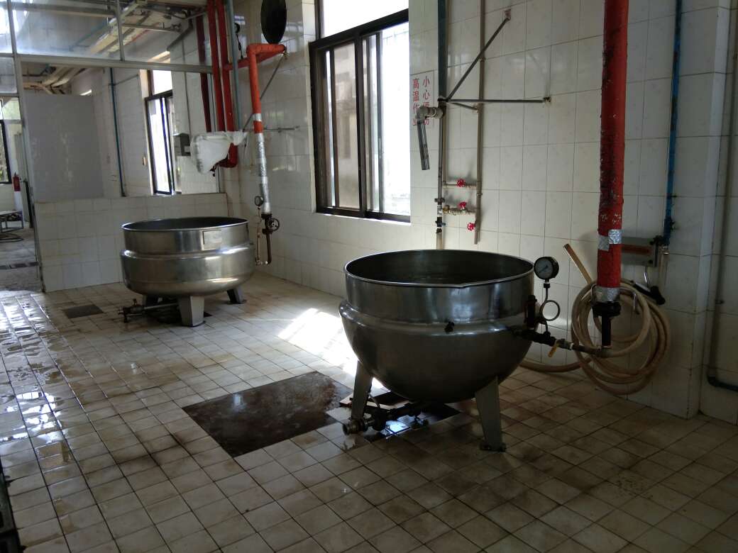 使用91免费看片入口蒸黃豆製作醬料