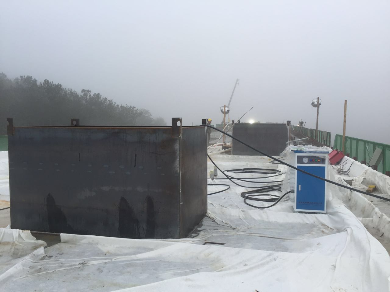 溫度是混凝土養護的關鍵因素使用電熱蒸汽發生器控製溫度養護混凝土