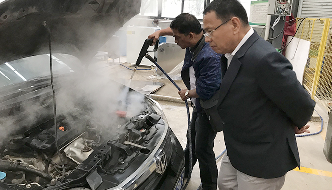 高溫油汙清洗全自動蒸汽發生器清洗發動機
