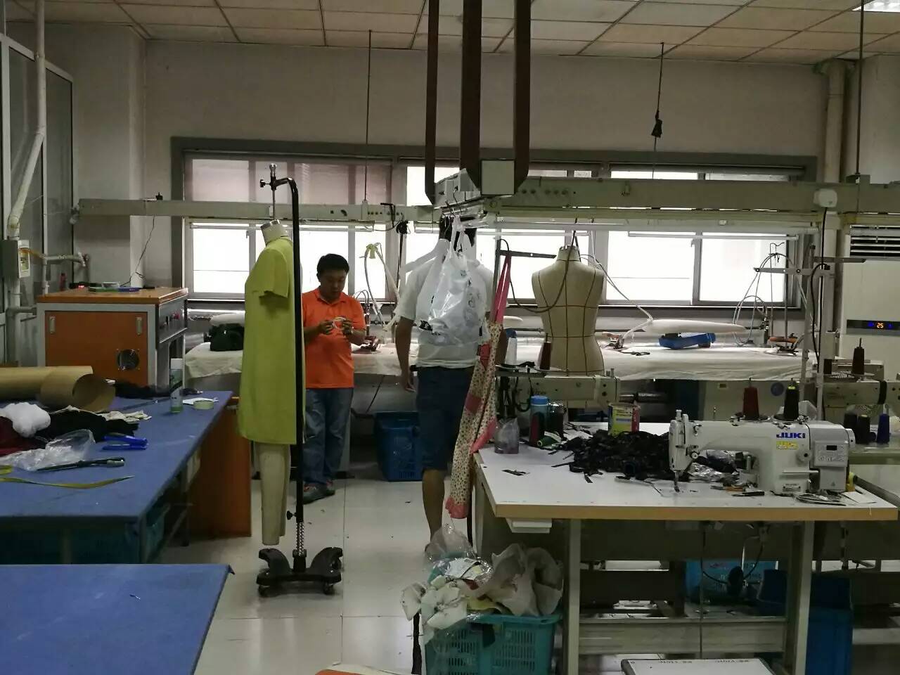 廣東服裝廠整燙電蒸汽發生器滿足供應需求
